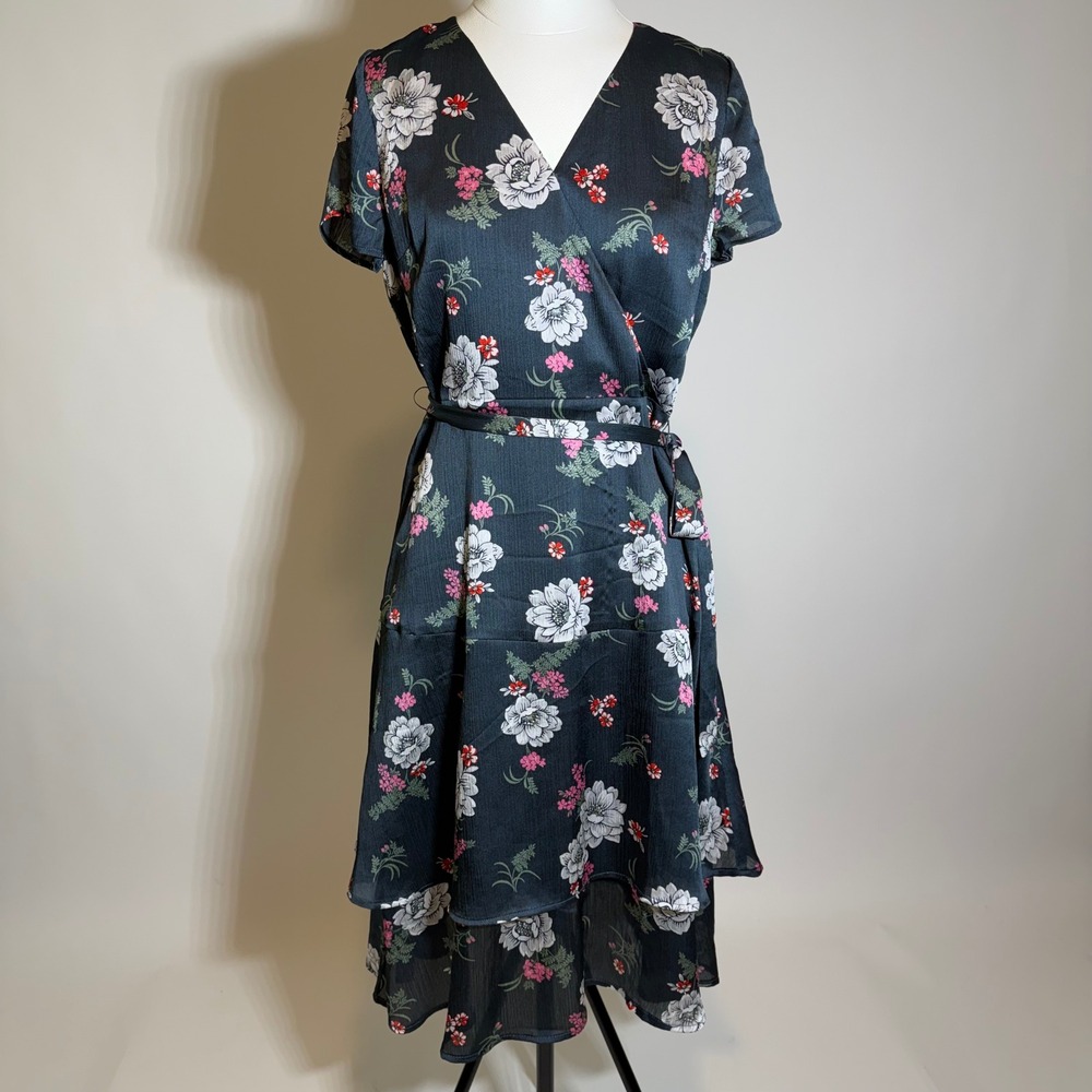 LOFT Floral Satin Ruffle Faux Wrap Belted Midi Dress Petite Size 8P Gray Career